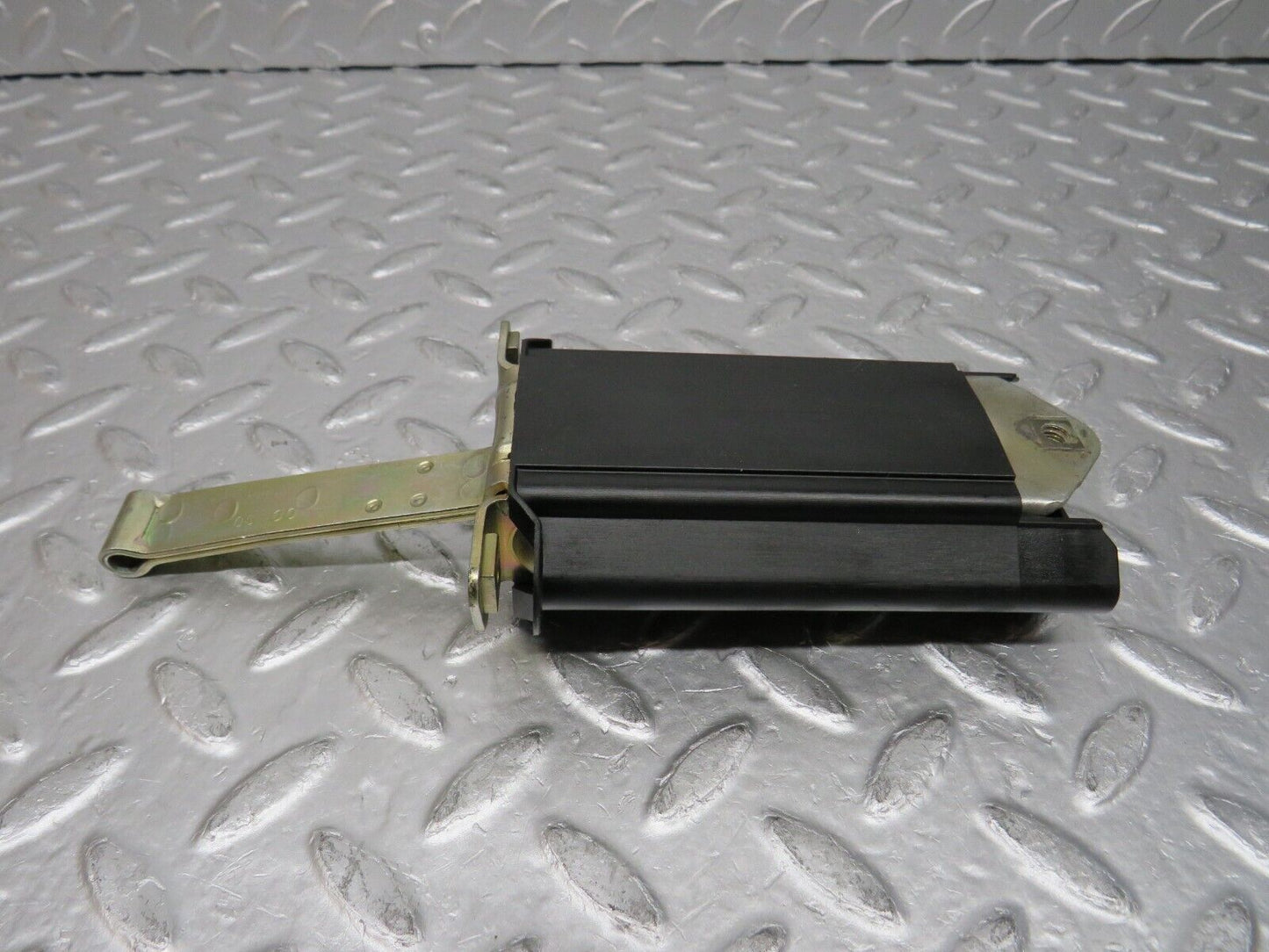 32440 Mercedes-Benz S124 300TE Wagon Door Safety Check Strap
