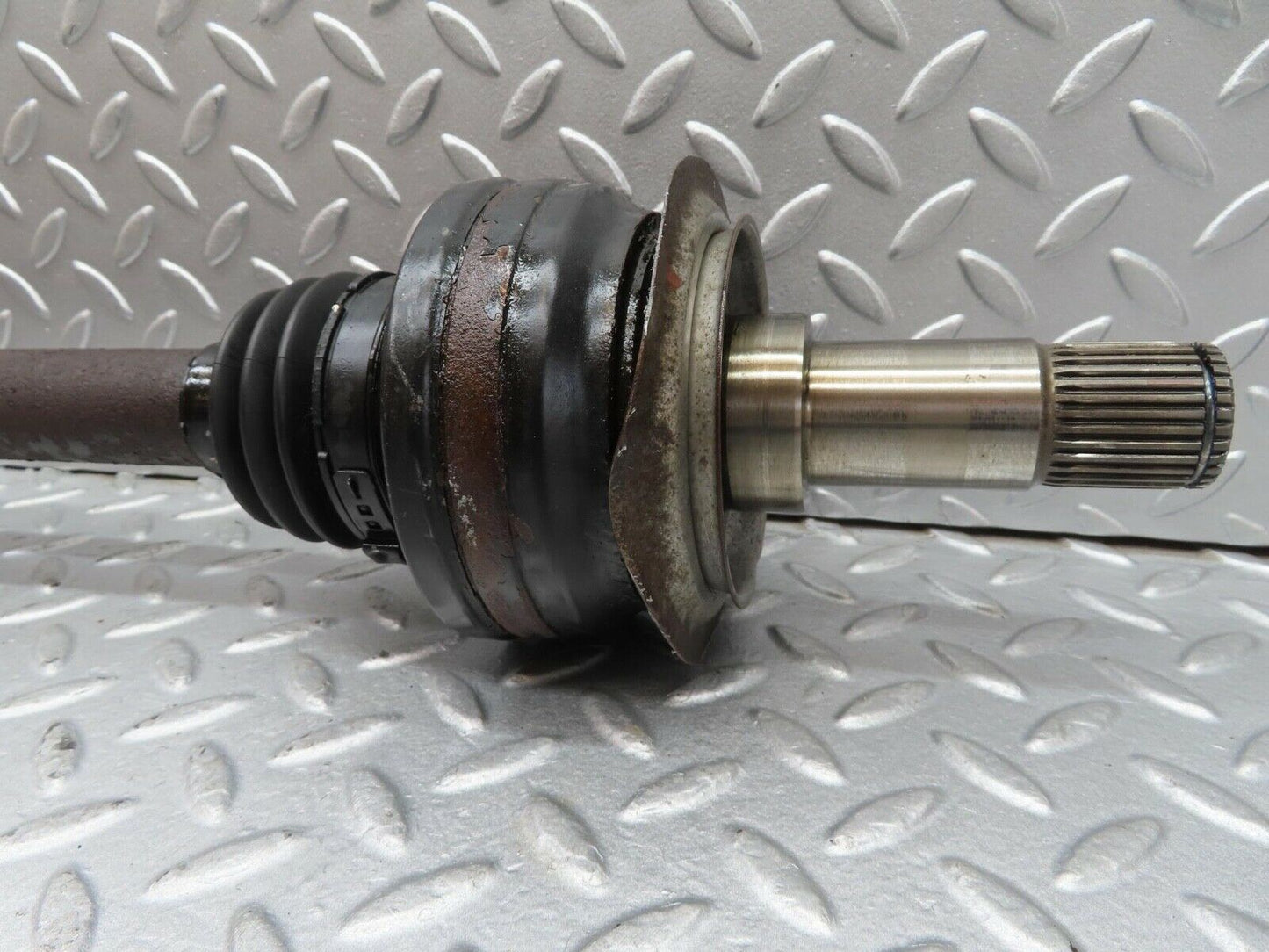 12668 Mercedes-Benz W221 S320 Axle Shaft Drive Shaft