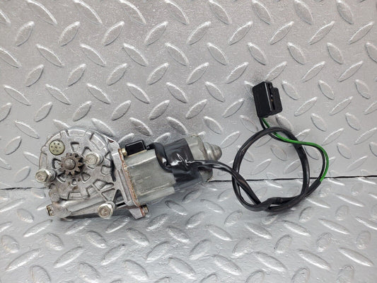 45762 Mercedes-Benz W126 420SE Rear Right Window Regulator Motor 0130821036