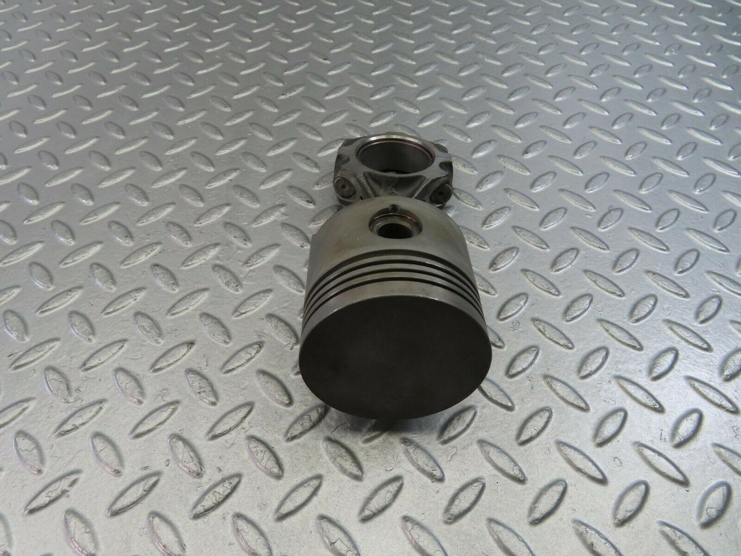 10161 Mercedes-Benz W108 Piston With Connecting Rod 86.49 mm 1300380201