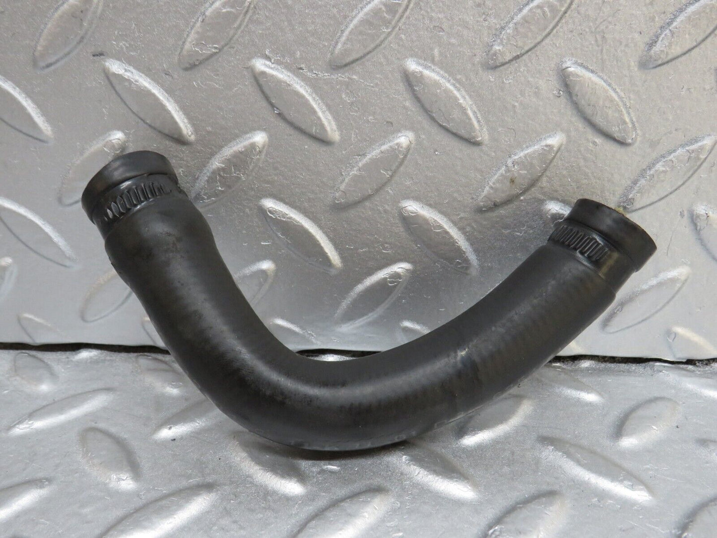 37024 Mercedes-Benz C126 420SEC Coupe Heater Hose Pipe 1268320394 1268321294