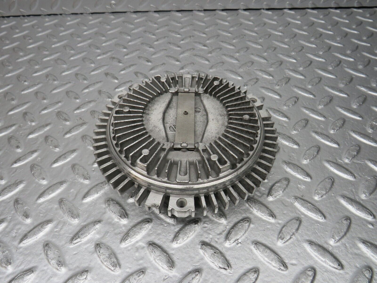 31468 Mercedes-Benz S124 220TE Wagon Engine Cooling Fan Clutch