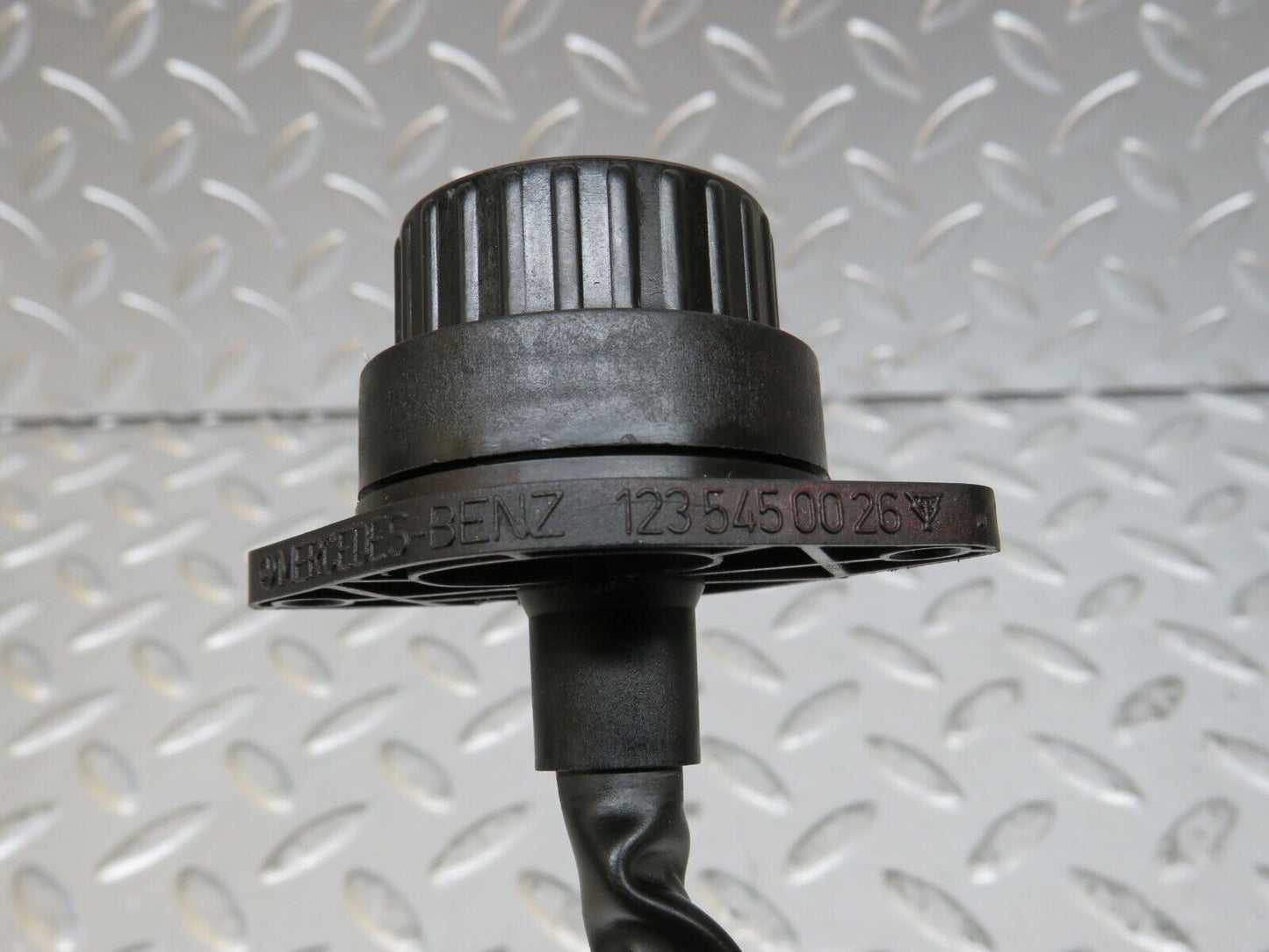 25416 Mercedes-Benz W123 200 Diagnostic Connector 1235450026