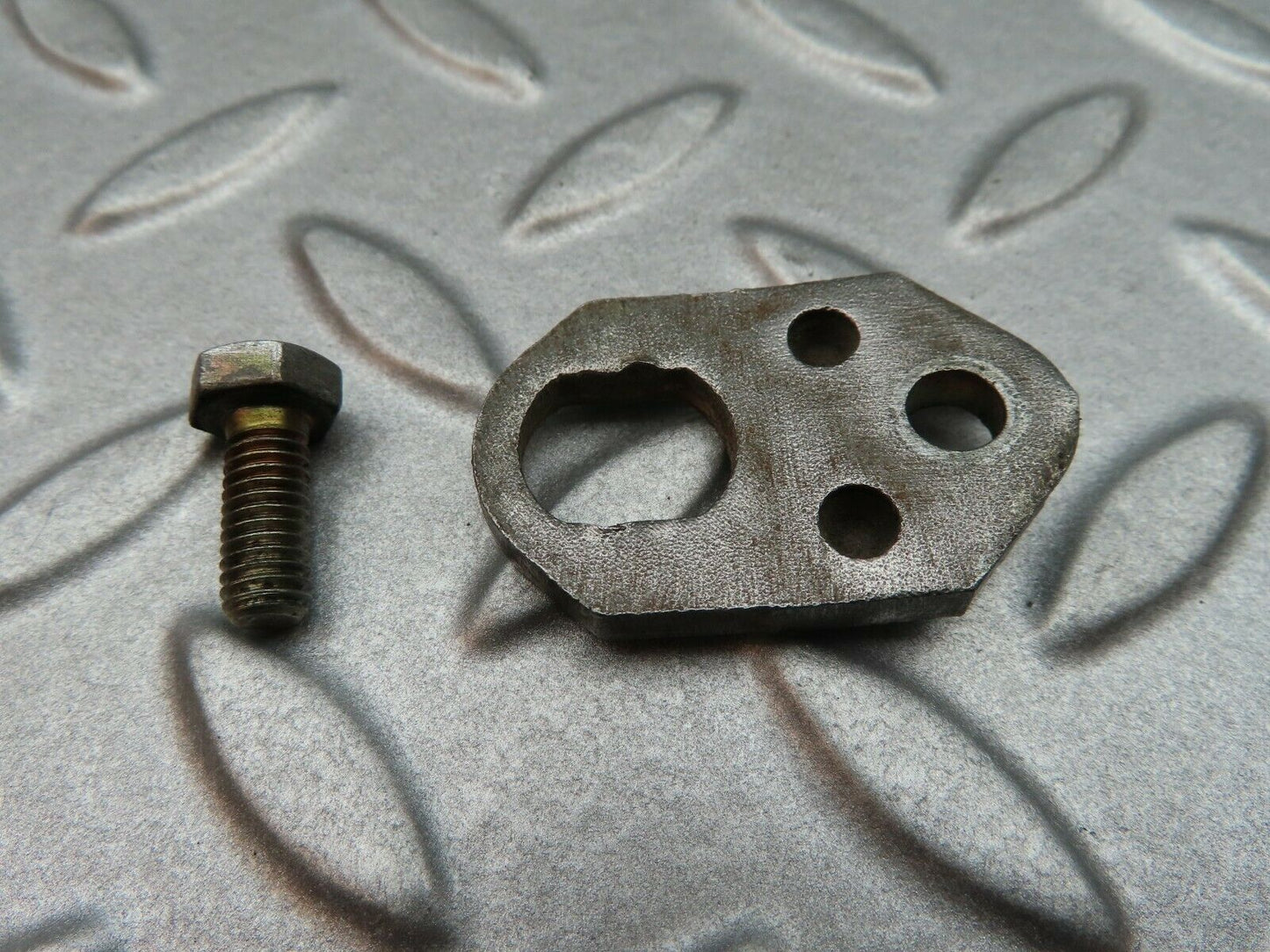 5131 Mercedes-Benz R107 350SL Fuel Injector Bracket