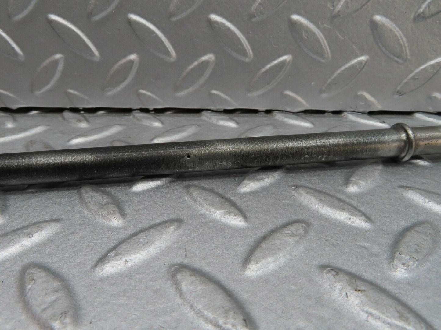 16433 Mercedes-Benz W124 260E Oil Dipstick