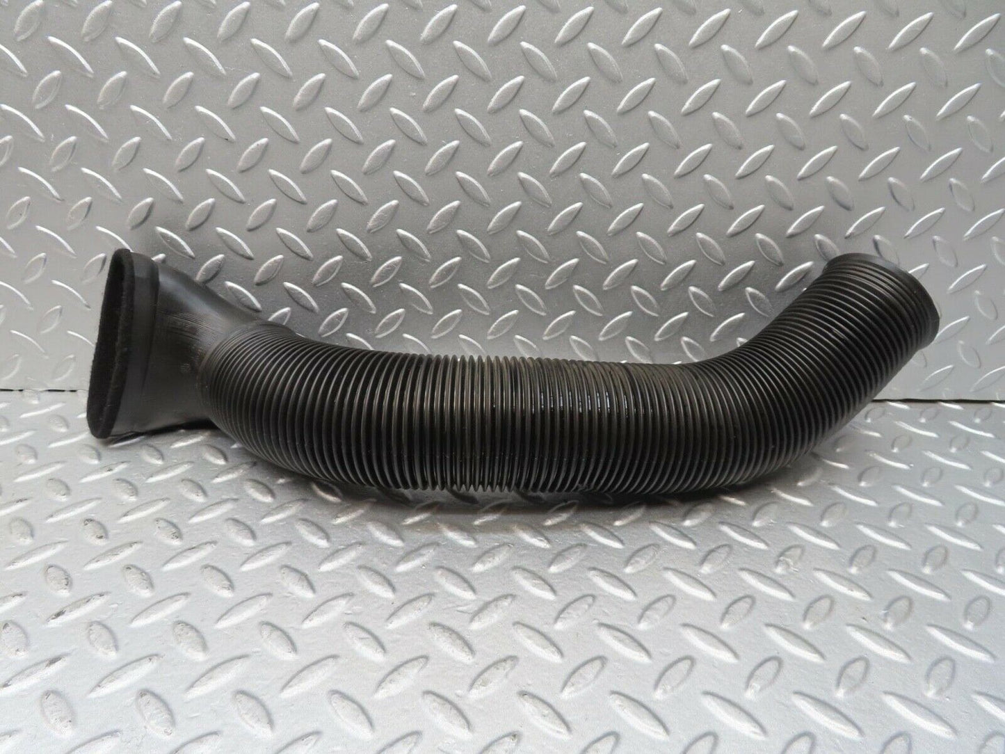 14267 Mercedes-Benz W116 350SE Air Duct Pipe Right Side