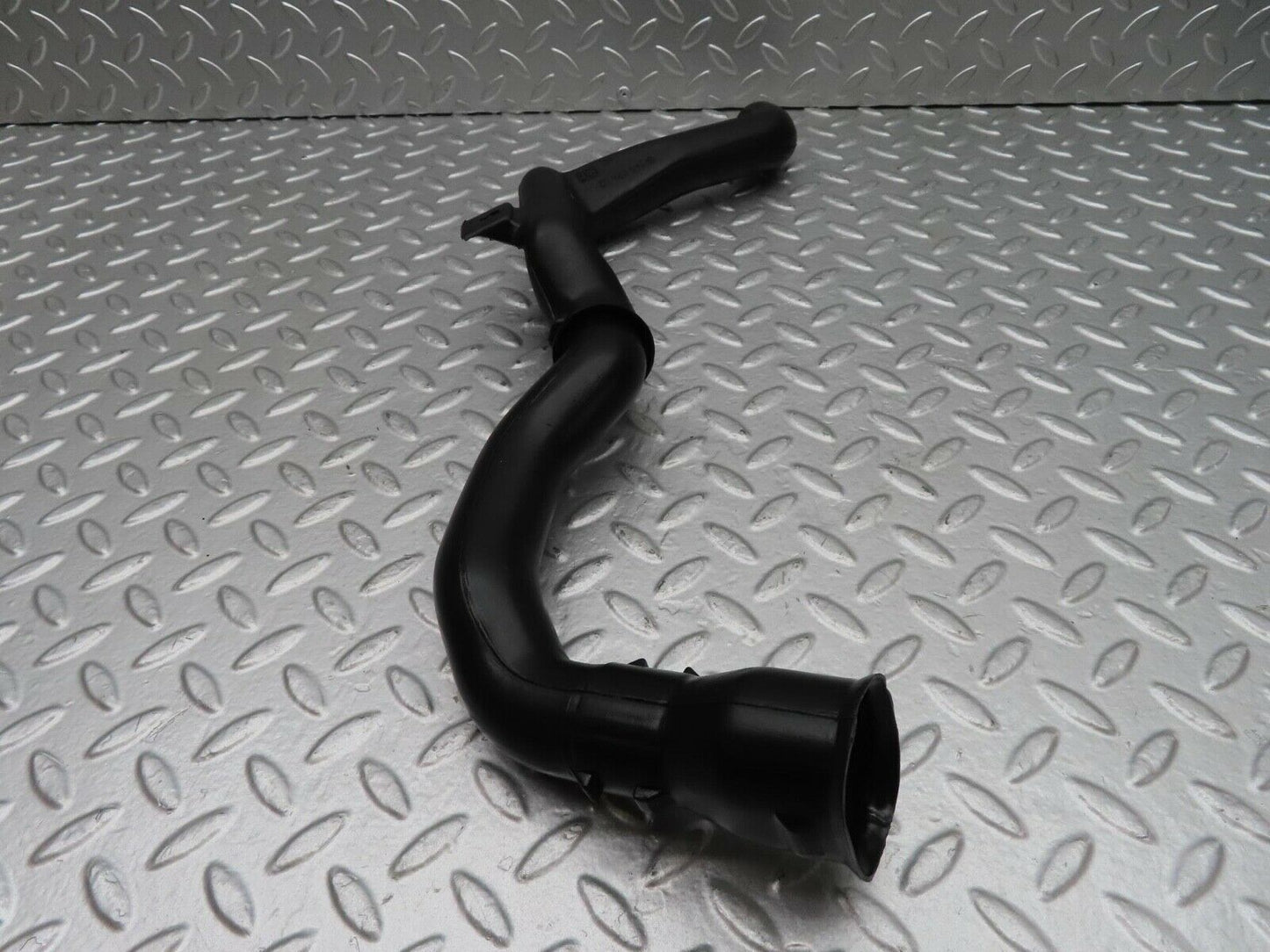 14905 Mercedes-Benz W140 S320 Engine Bay Water Drain Right Side 1406280478