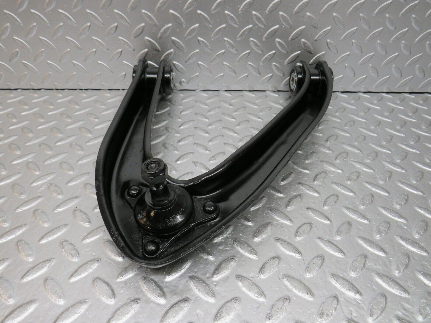 0813 Mercedes-Benz C107 350SLC Coupe Upper Control Arm Front Left