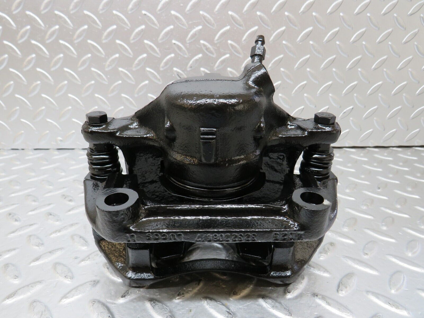 25980 Mercedes-Benz W124 280E Front Left Brake Caliper 32322047/7