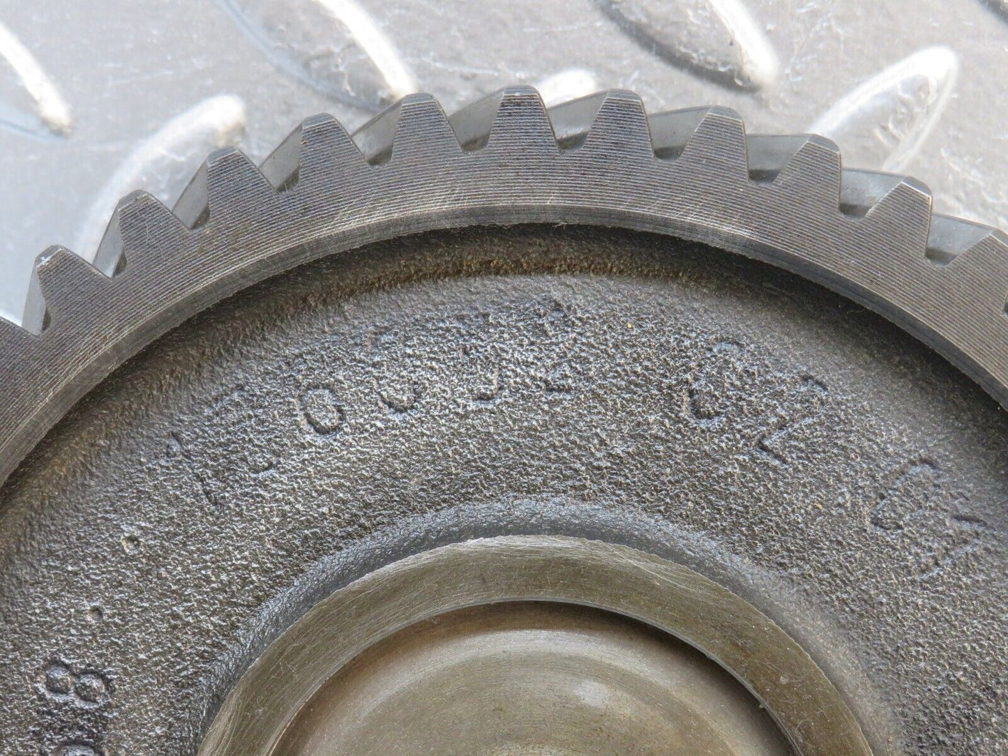 0328 Mercedes-Benz W120 180D Ponton Camshaft Sprocket 1360520201