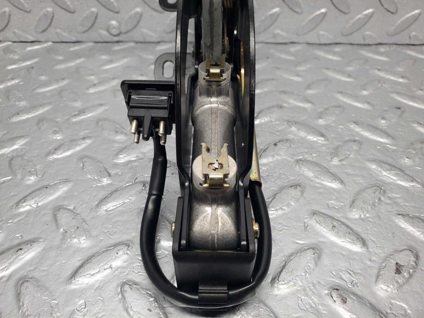 43682112