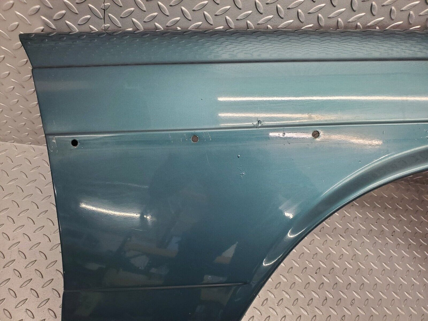 46555 Mercedes-Benz C123 280CE Coupe Front Right Wing Fender