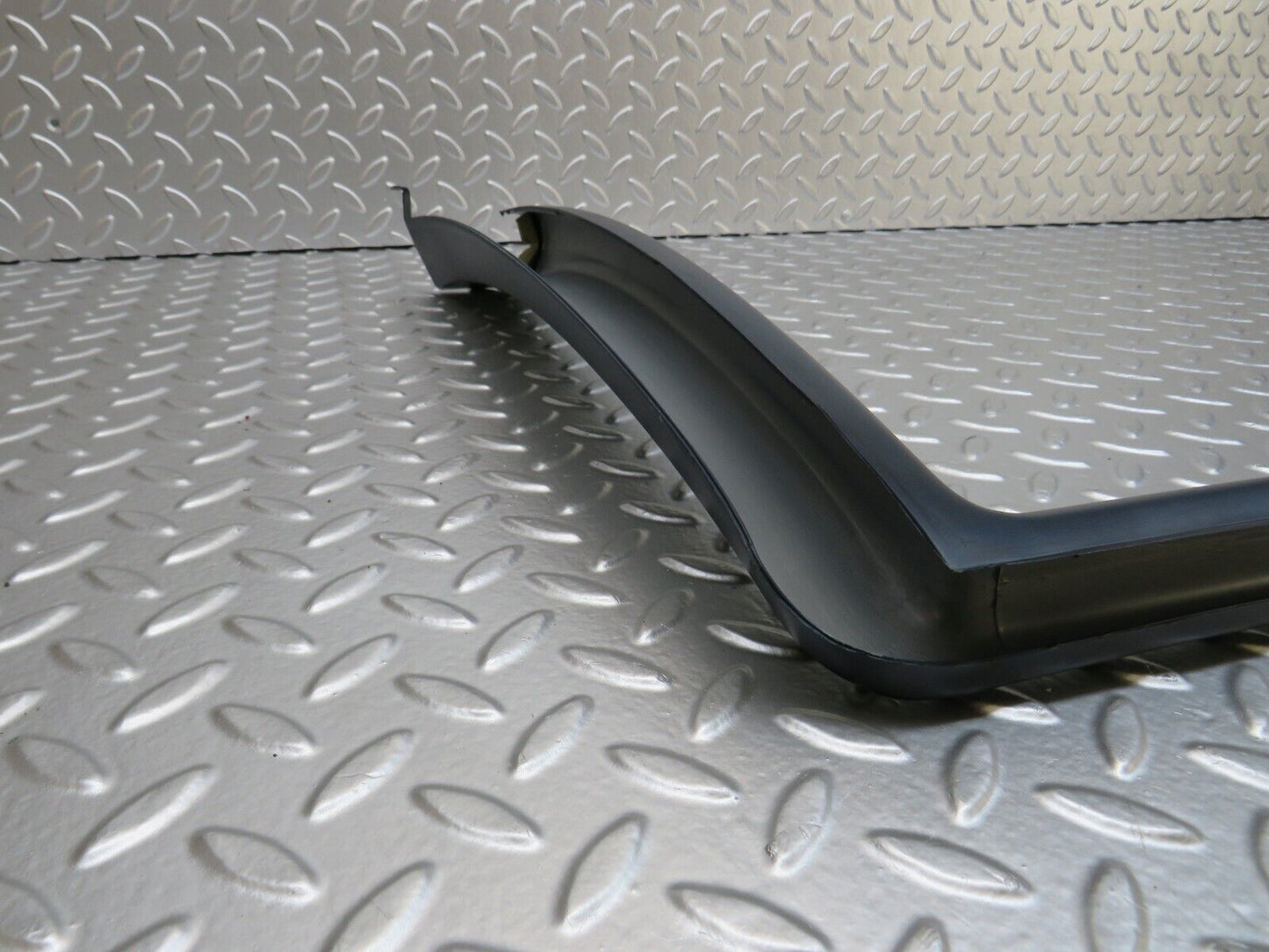 24976 Mercedes-Benz W140 SEL320 LWB Rear Right Door Window Trim 1407304862