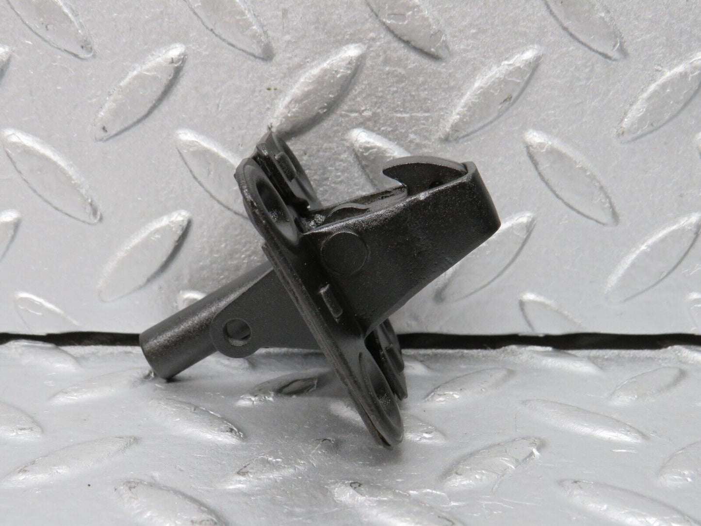 39232 Mercedes-Benz R107 500SL Bonnet Lock Latch