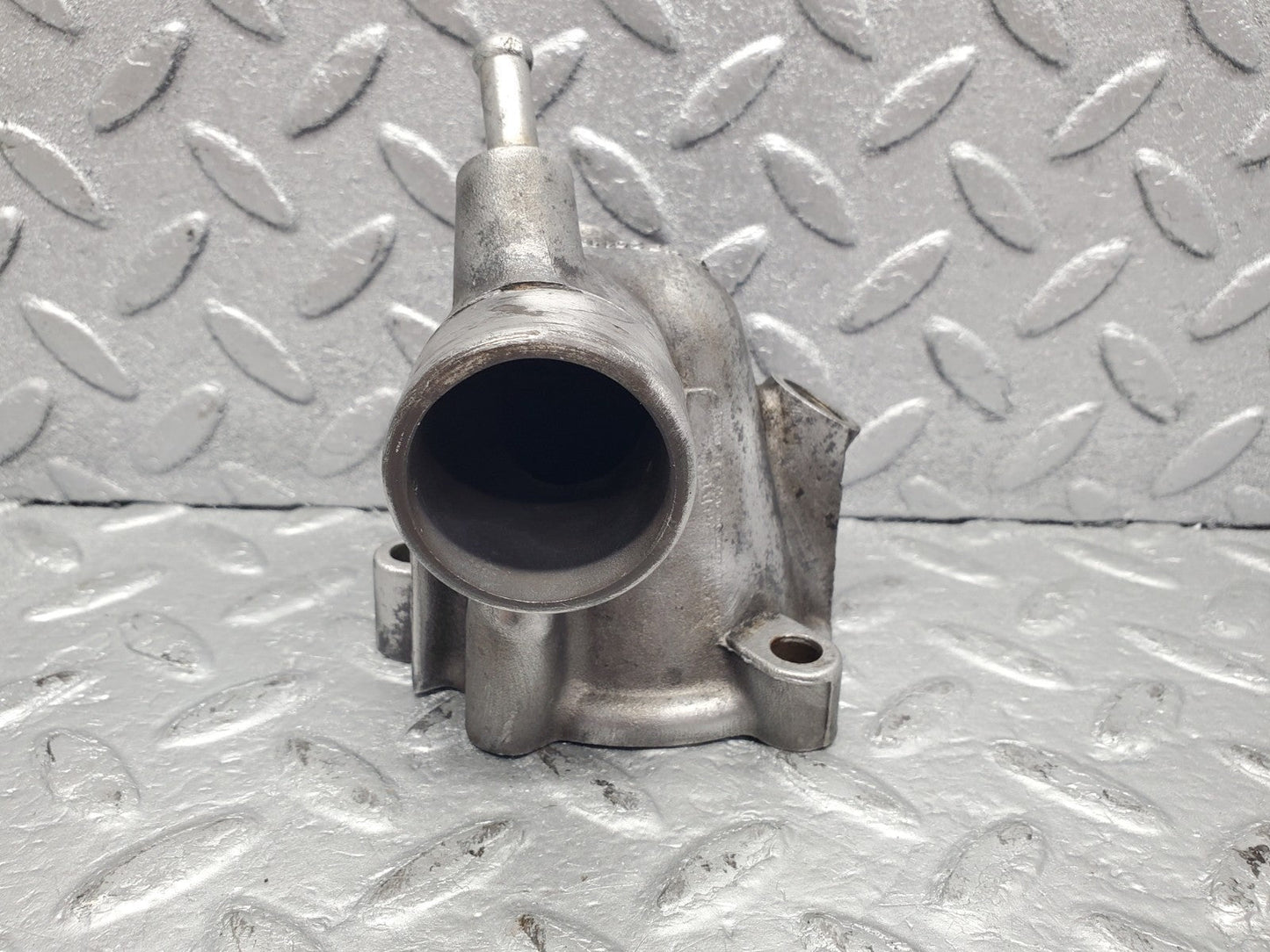 W126 Coupe water pump flange used OEM