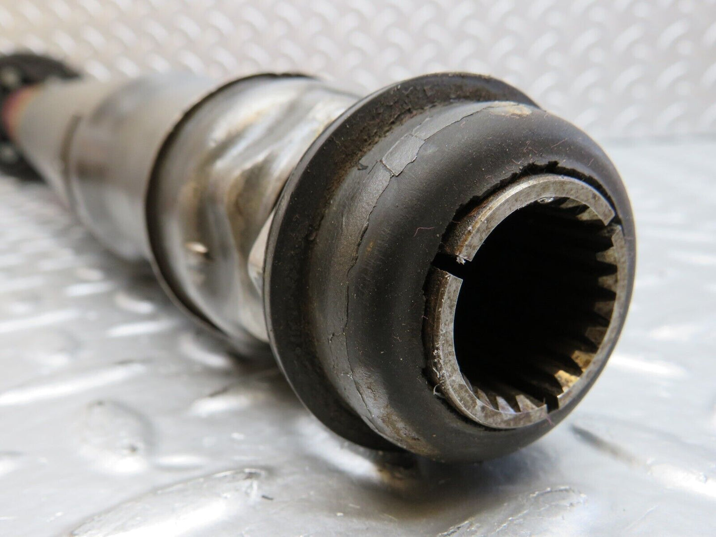 29608 Mercedes-Benz W124 230E Cardan Shaft Prop Shaft 1234111247