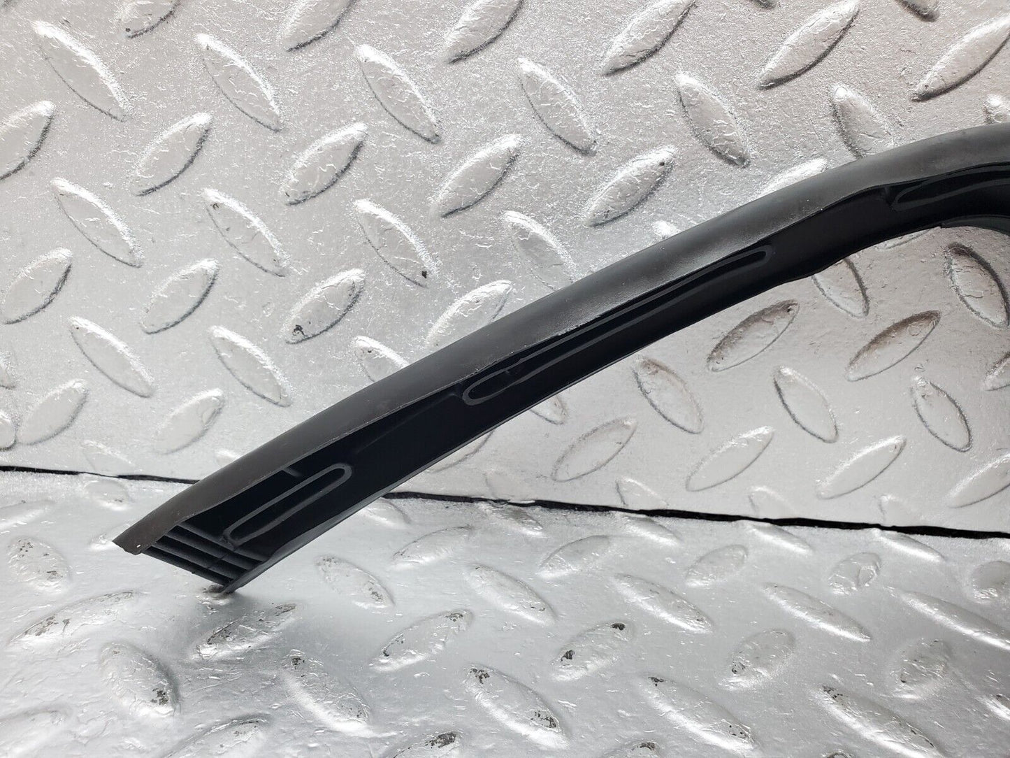 45300 Mercedes-Benz R129 300SL Coupe Headlight Rubber Seal Left 1298260580