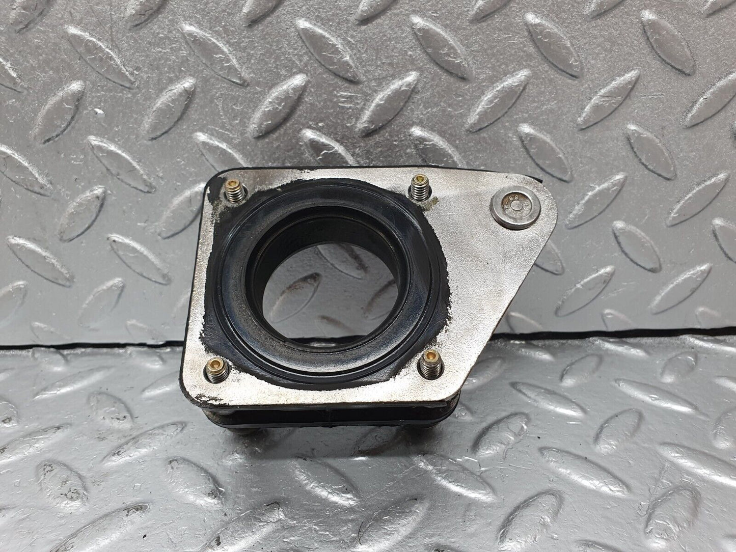 41606 Mercedes-Benz W124 200E Carburettor Mounting Flange 1020711368
