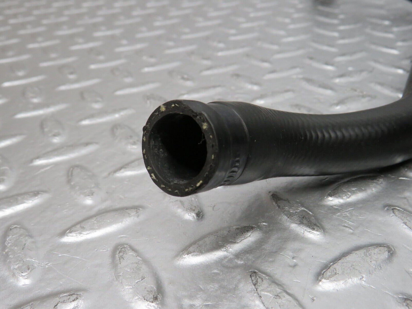 31493 Mercedes-Benz S124 220TE Wagon Radiator Hose Pipe 1248306296