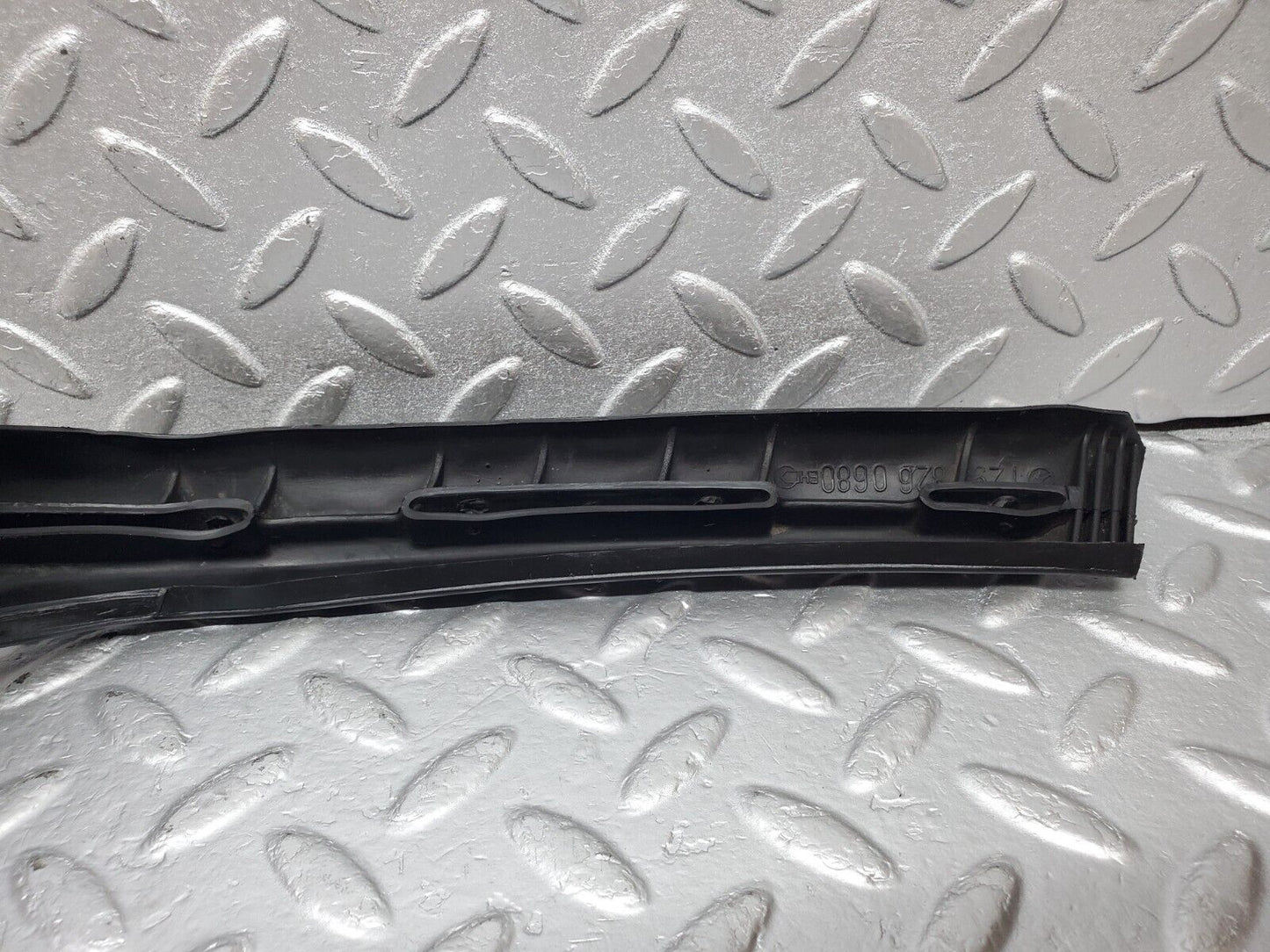 45299 Mercedes-Benz R129 300SL Coupe Headlight Rubber Seal Right 1298260680