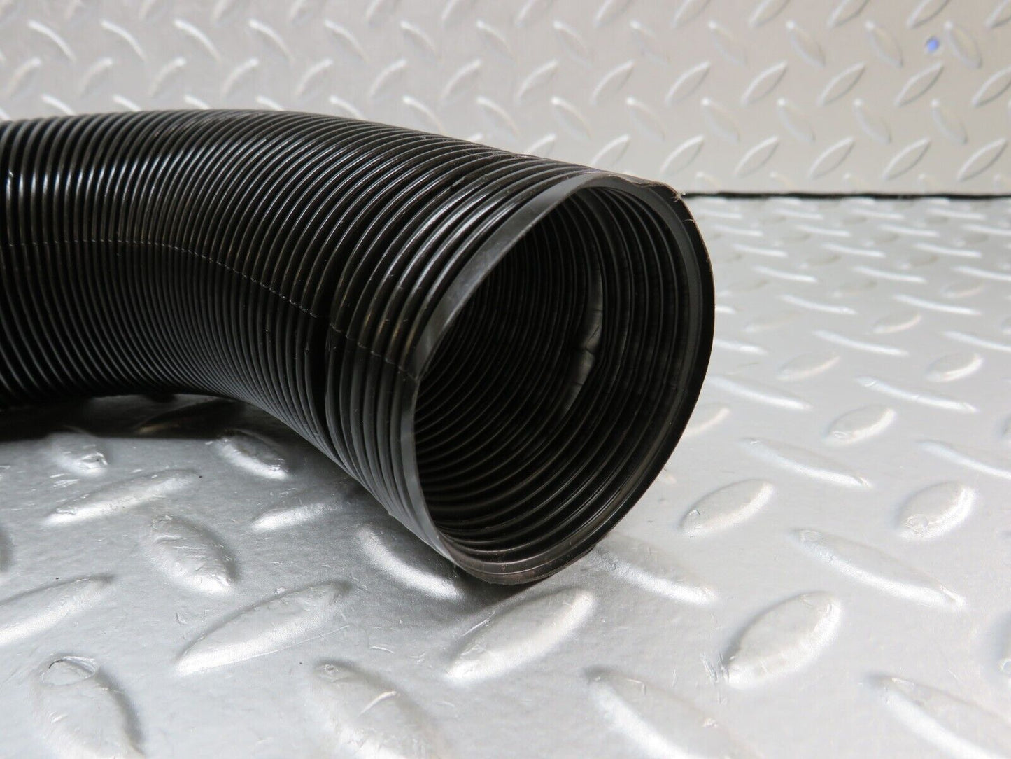 35496 Mercedes-Benz R107 280SL Dash Air Vent Pipe 2x