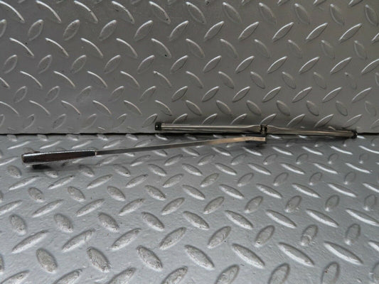 18829 Mercedes-Benz W121 190b Ponton Wiper Arm