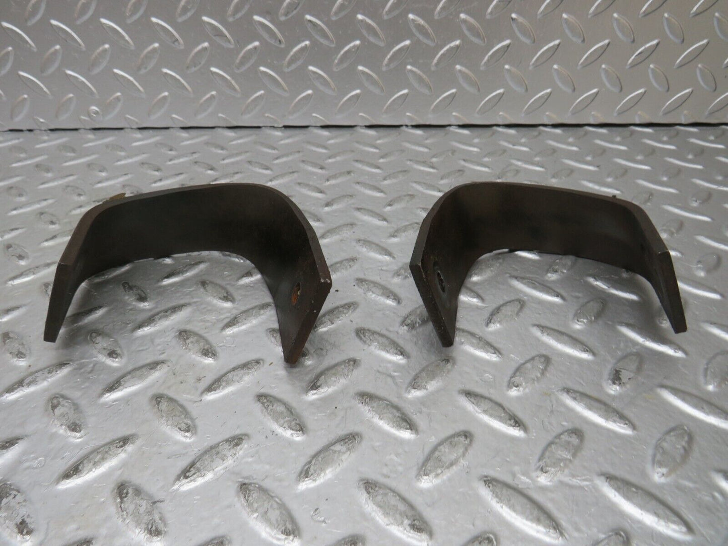 27394 Mercedes-Benz W123 280E Front Bumper Bracket Pair