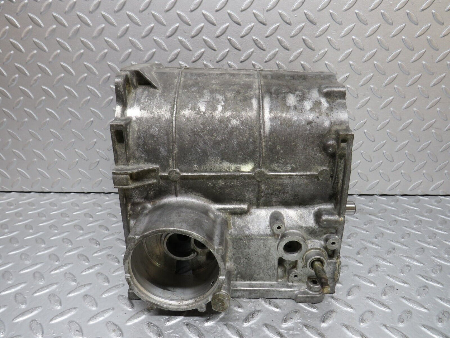 37679 Mercedes-Benz W109 300SEL Automatic Gearbox Housing 1152712601 1092701201