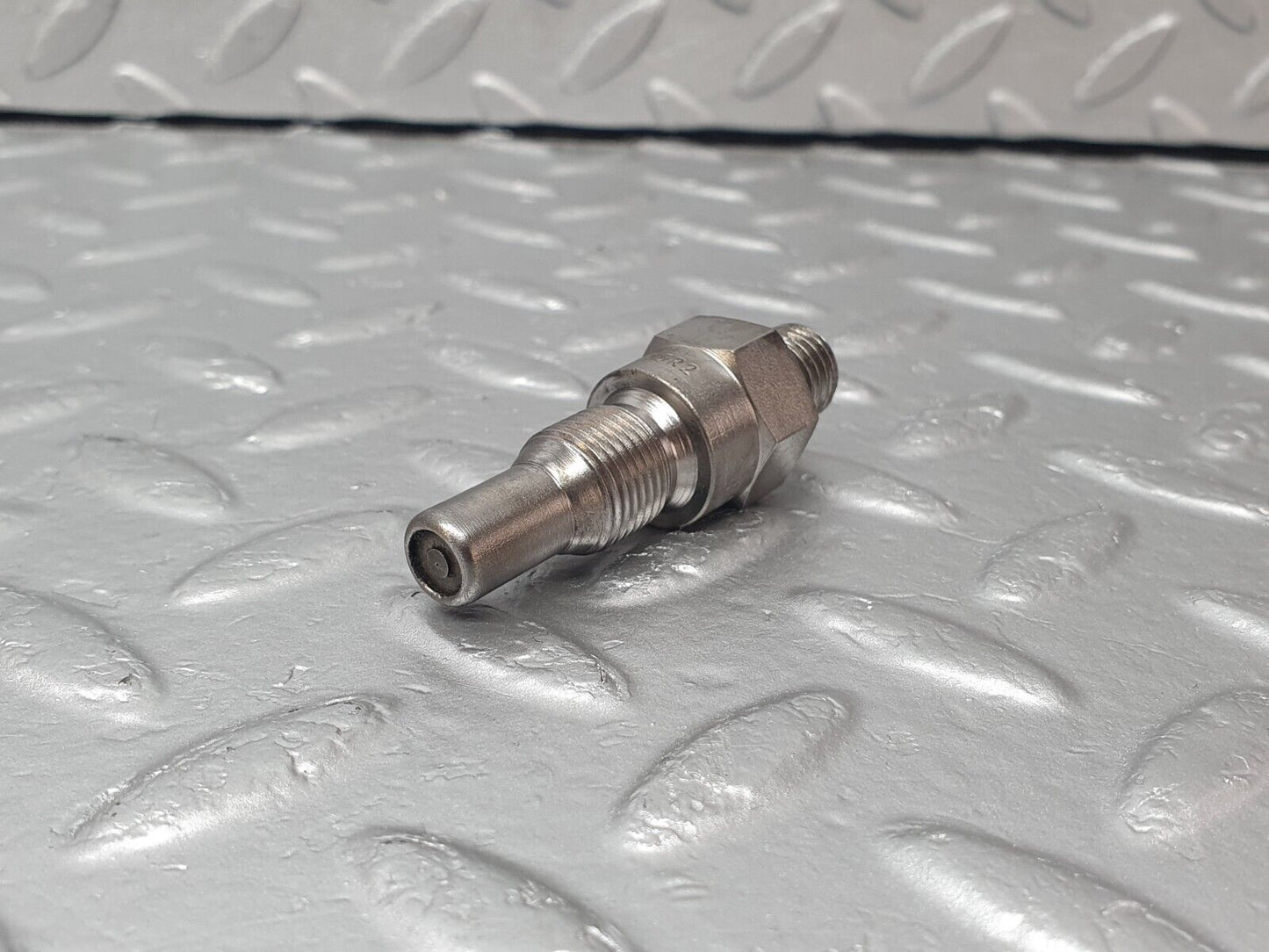 43367 Mercedes-Benz W108 280SE Fuel Injector Bosch DC8C45R2