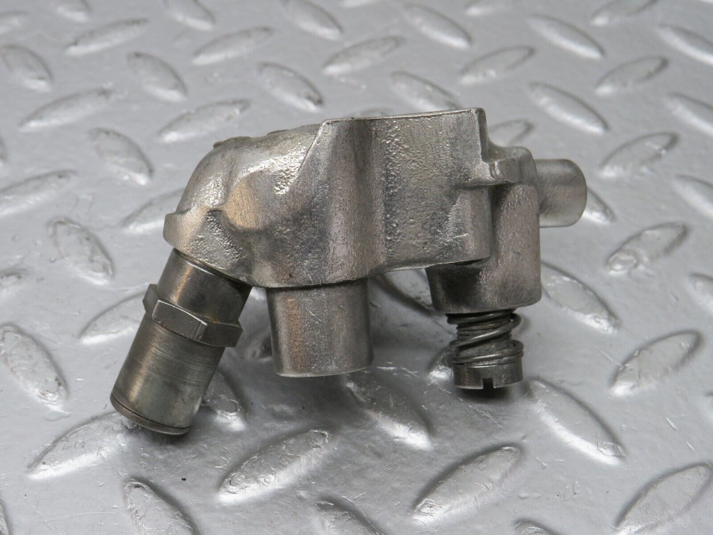 32860 Mercedes-Benz C107 R107 350 V8 Auxiliary Air Valve 1160940012