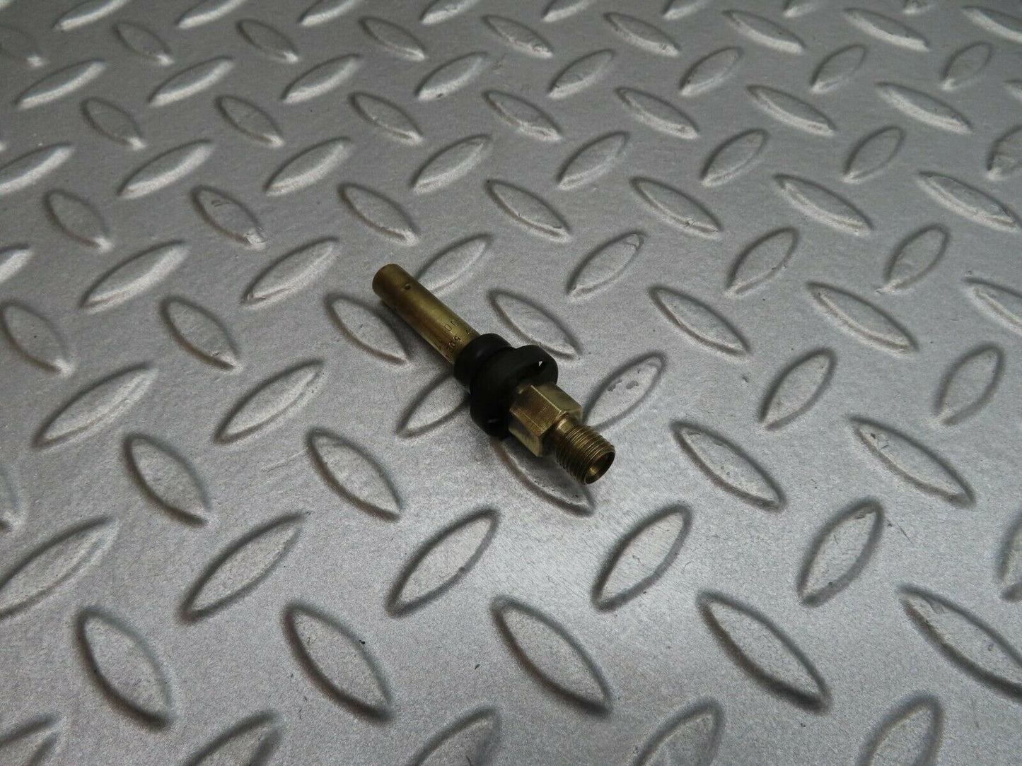 12173 Mercedes-Benz R129 300SL Coupe Fuel Injector 0437502054