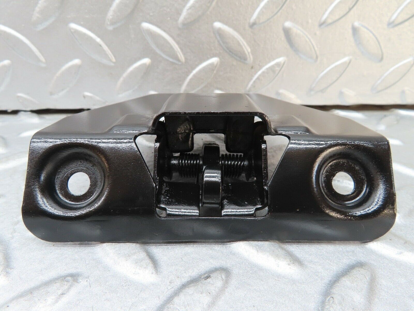 17610 Mercedes-Benz W116 450SEL Trunk Boot Lock Latch 1137500285