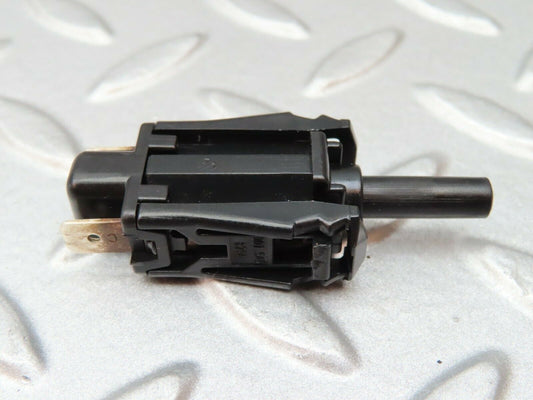 4307 Mercedes-Benz W123 230E Door Contact Switch 0015458714