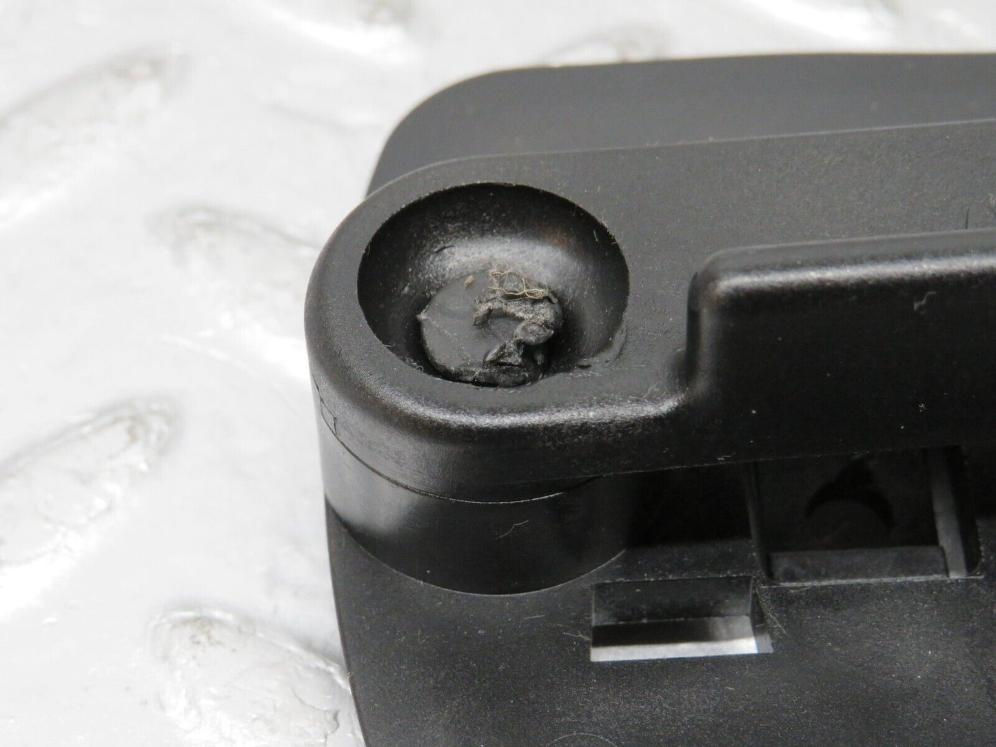33442 Mercedes-Benz W202 C180 Warning Triangle Holder Bracket