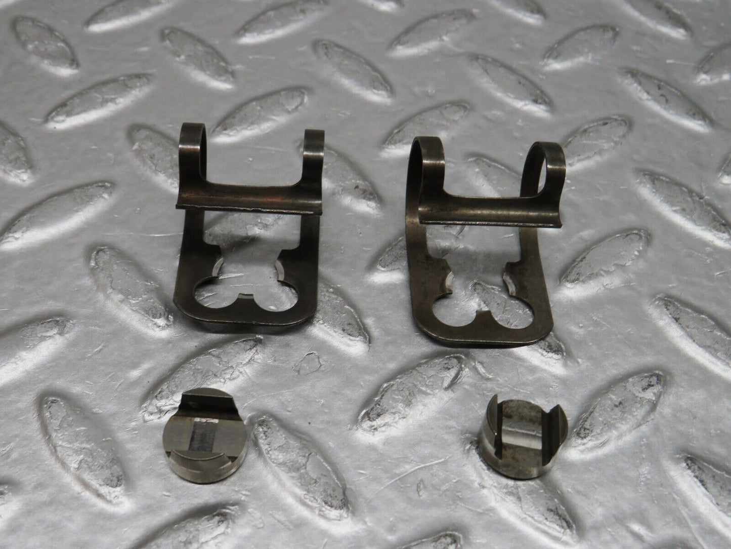 37622 Mercedes-Benz W109 300SEL Valve Rocker Arm With Spring & Tappet