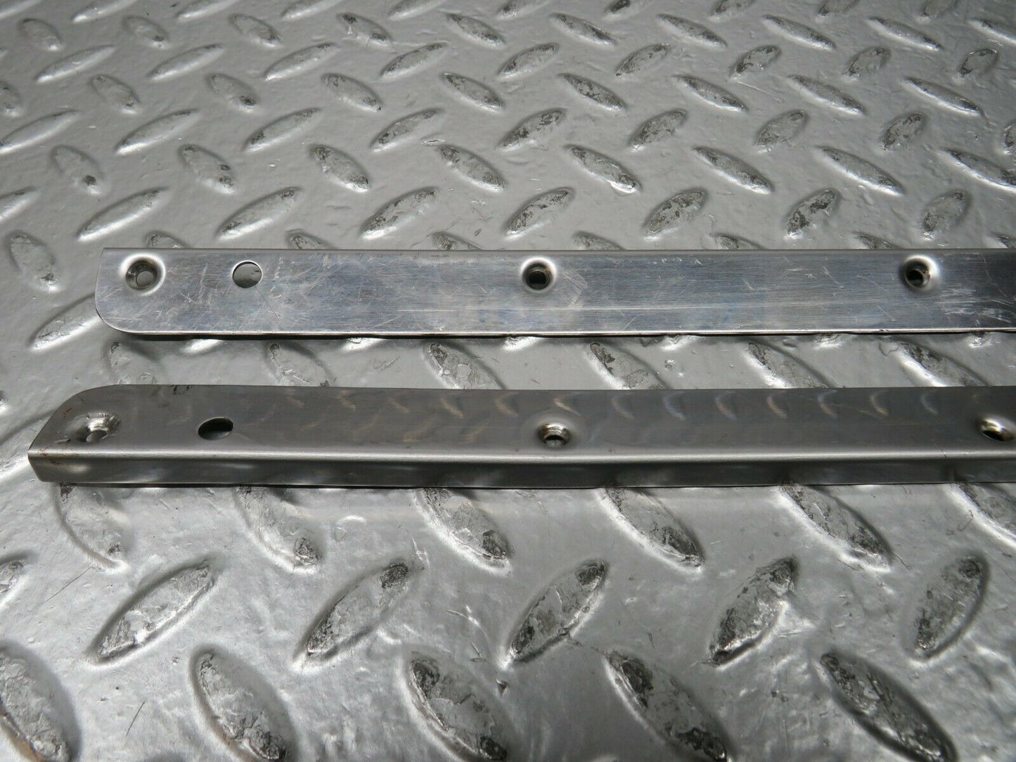 23219 Mercedes-Benz W116 350SE Sunroof Chrome Trim Set