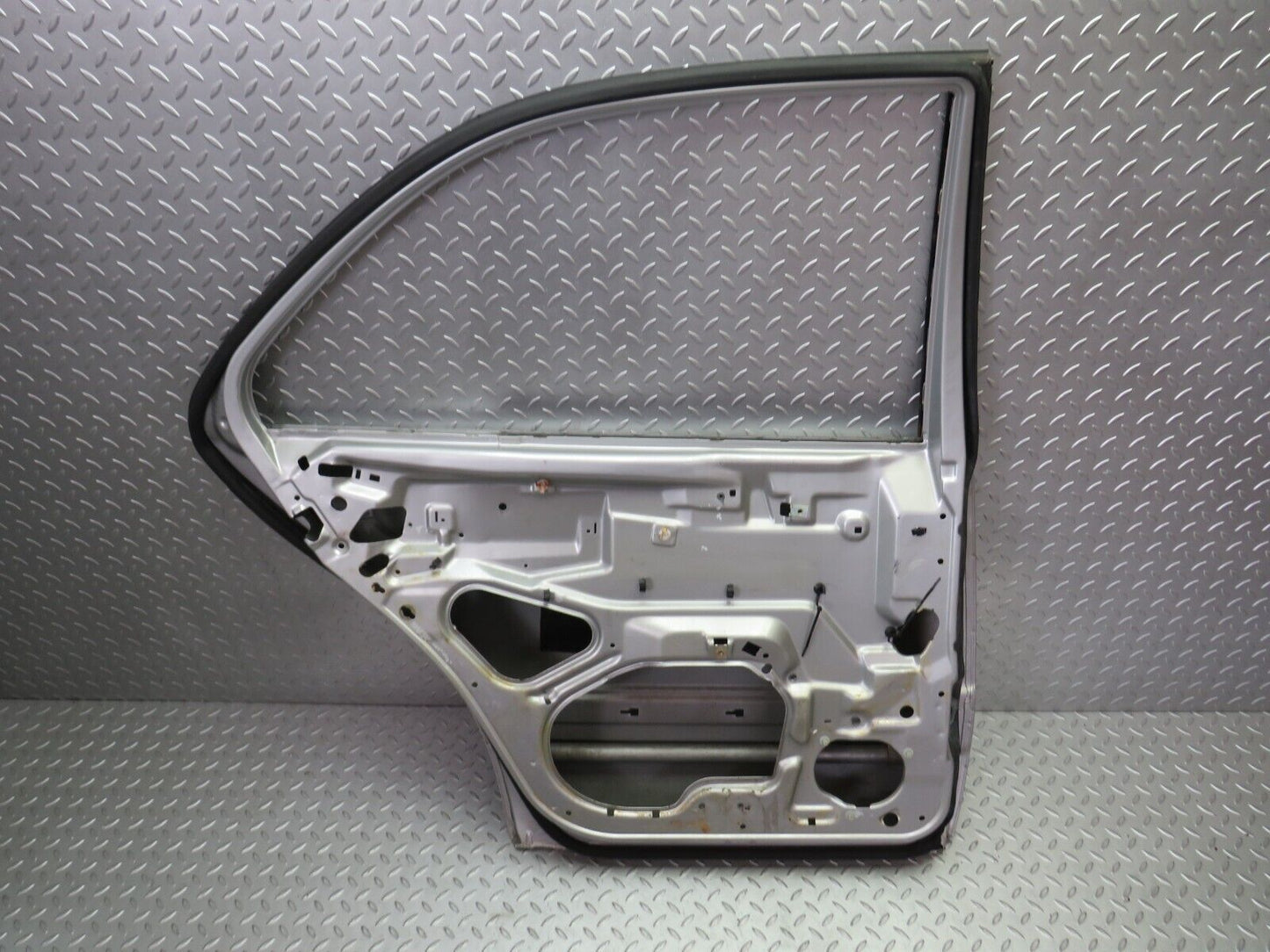34727 Mercedes-Benz W210 320E Rear Left Door