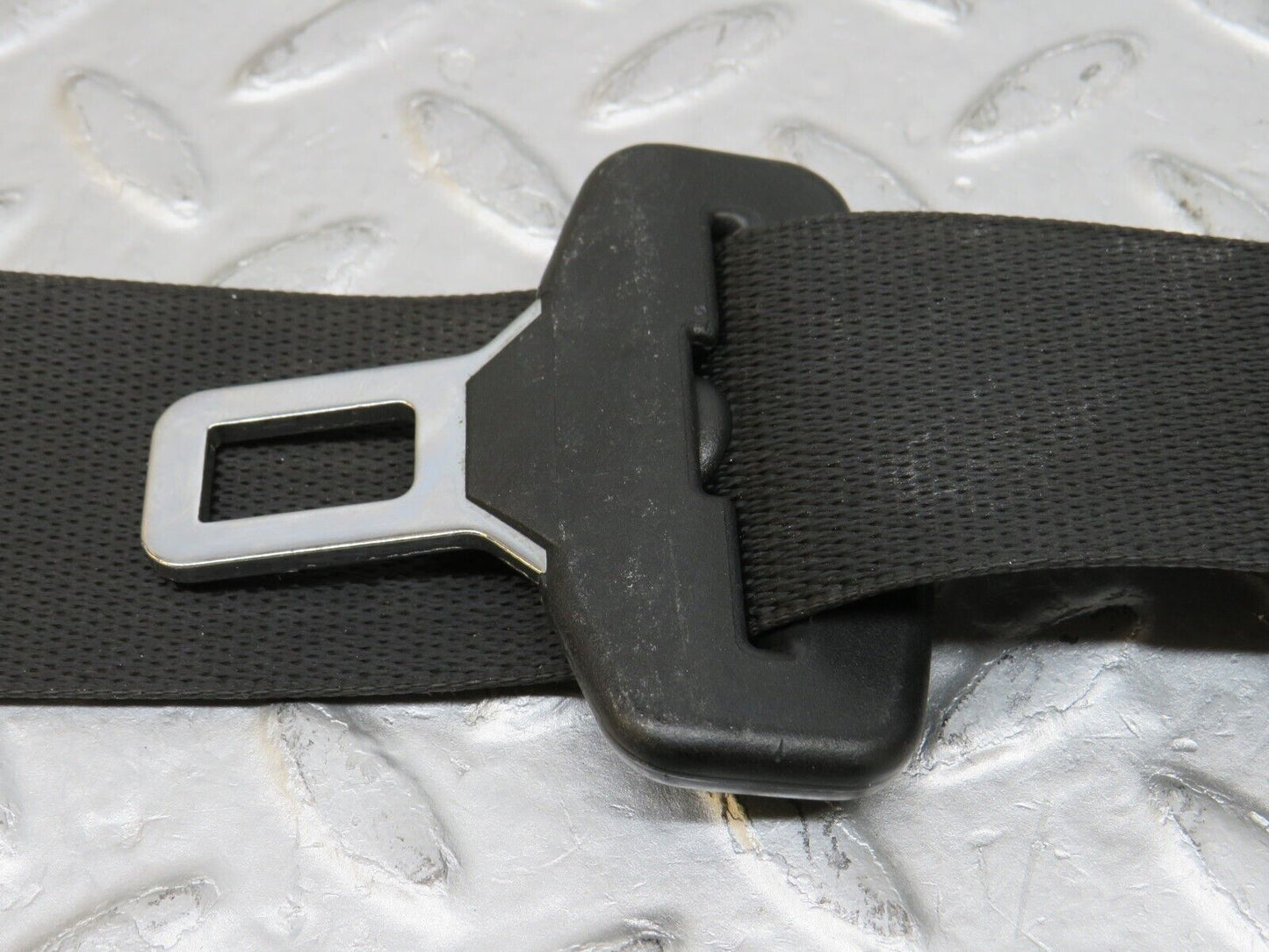 35084 Mercedes-Benz W210 320E Front Left Seat Belt 2108606585 1248600088