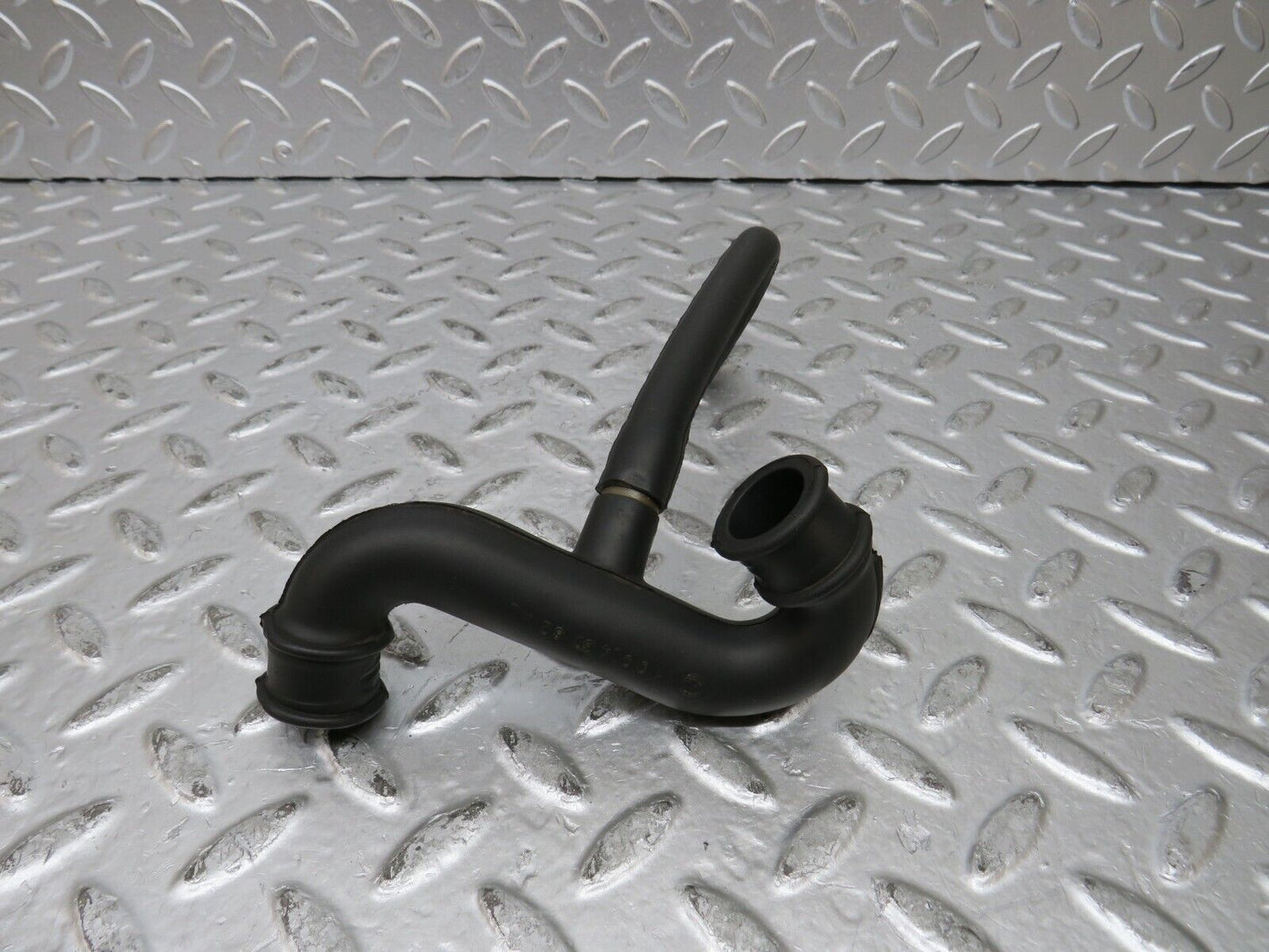 27297 Mercedes-Benz W123 280E Air Intake Pipe 1100944982