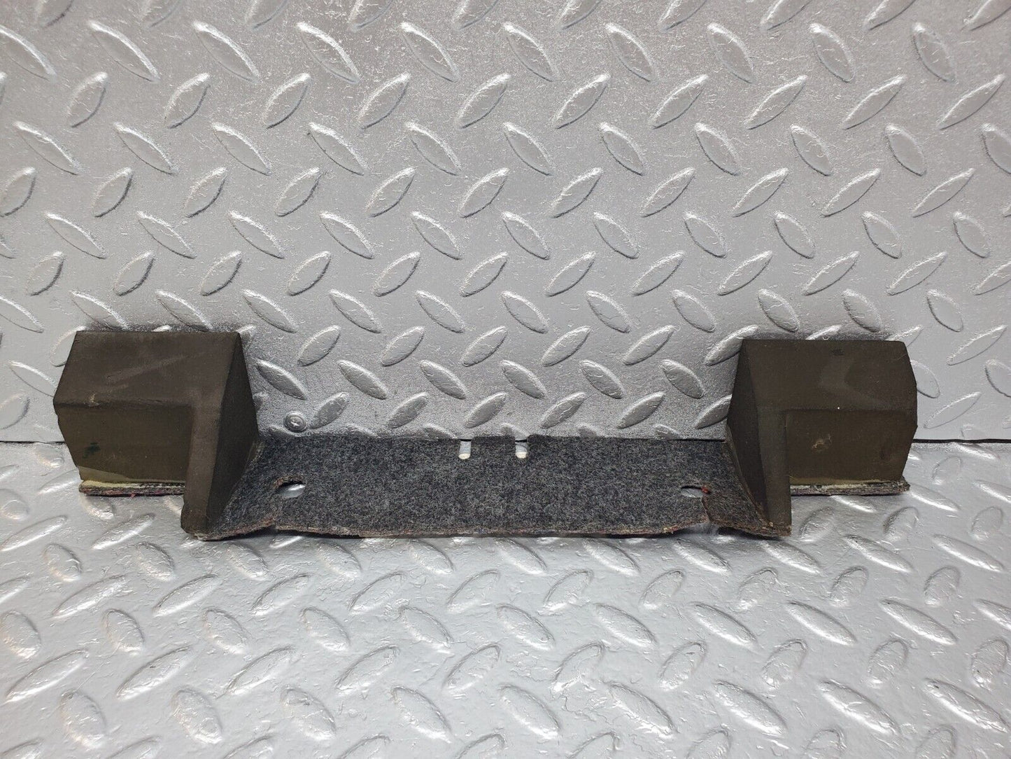 45734 Mercedes-Benz W126 420SE Rear Centre Seat Belt Carpet 1248600097