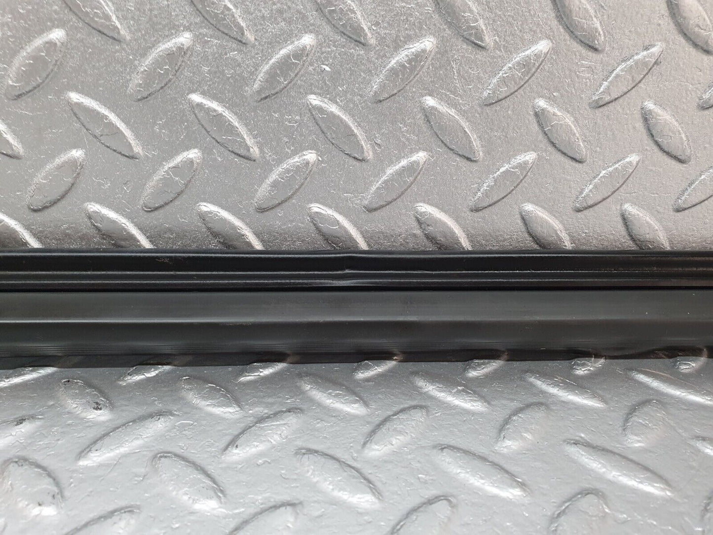 41710 Mercedes-Benz W124 200E Door Lower Sealing Rubber Trim Right