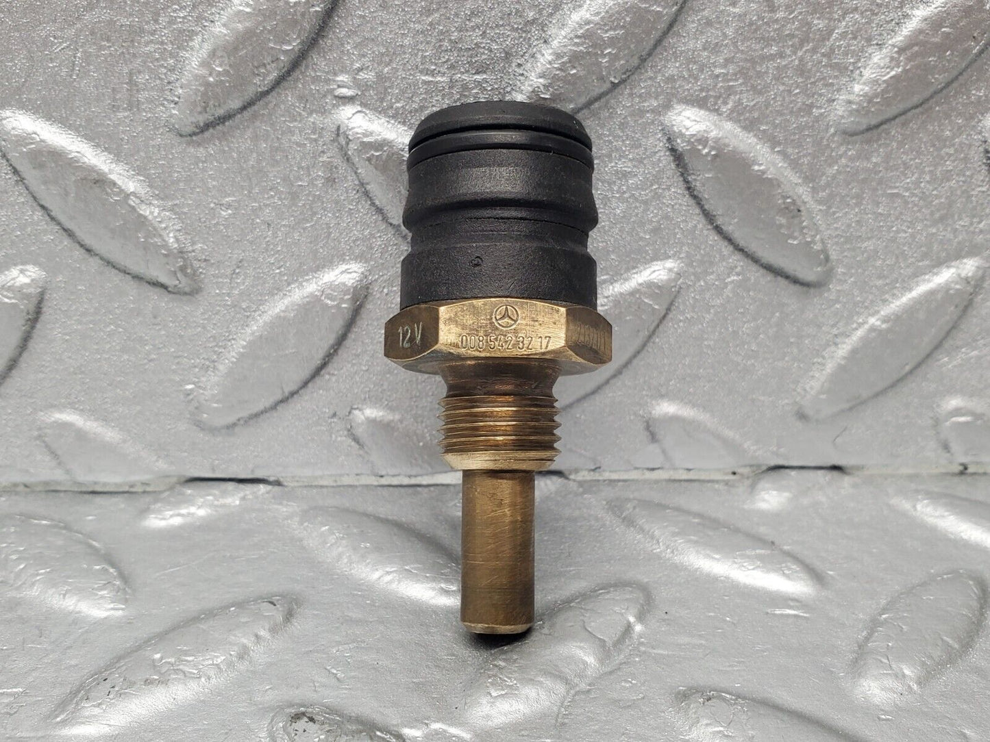 46045 Mercedes-Benz W126 420SE Coolant Temperature Sensor VDO 0085423217