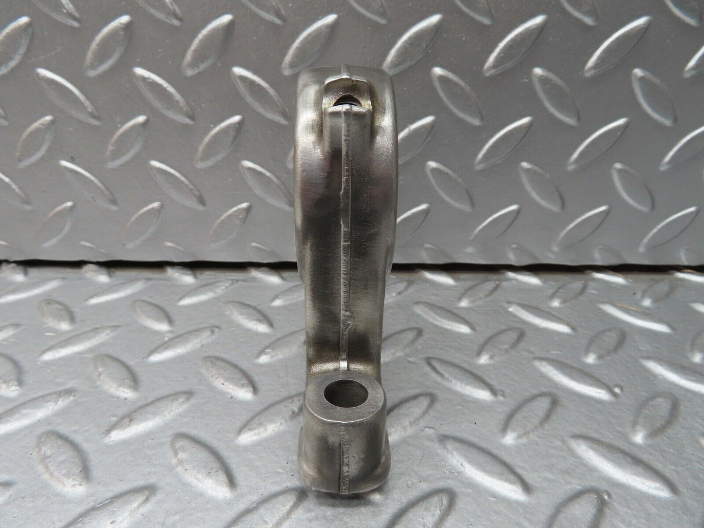 20674 Mercedes-Benz R107 450SL Camshaft Tower Bearing 1160512712