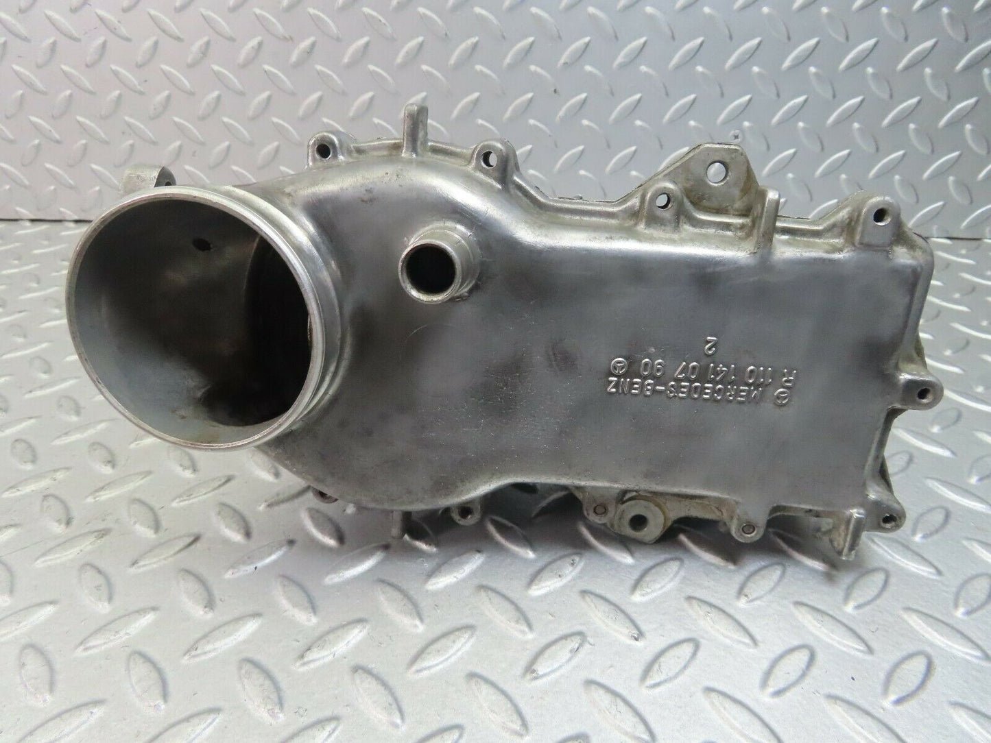 8818 Mercedes-Benz W123 Air Flow Mass Meter Sensor Bosch 0438120032