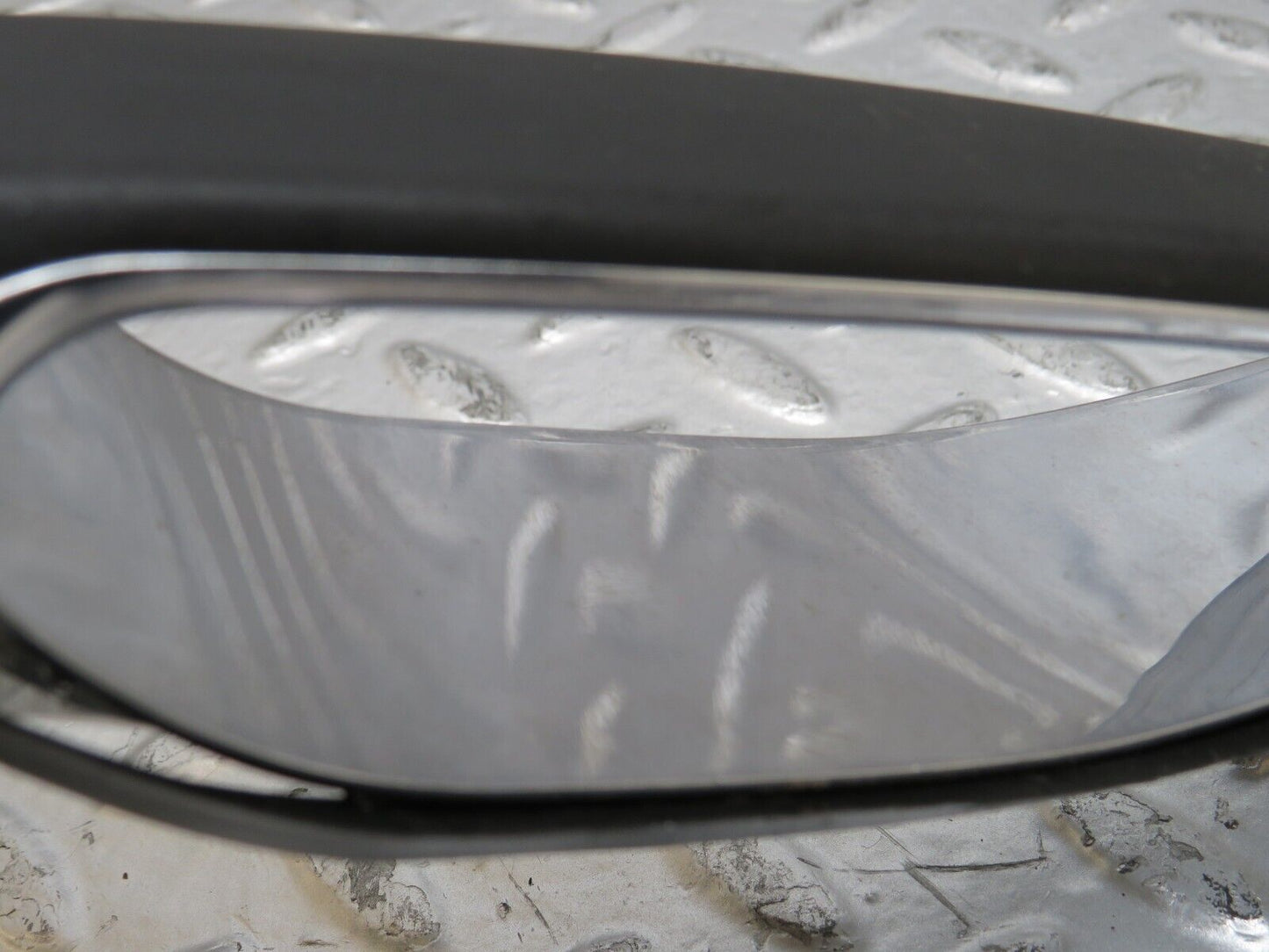 24870 Mercedes-Benz W140 S320 Front Left Exterior Door Handle
