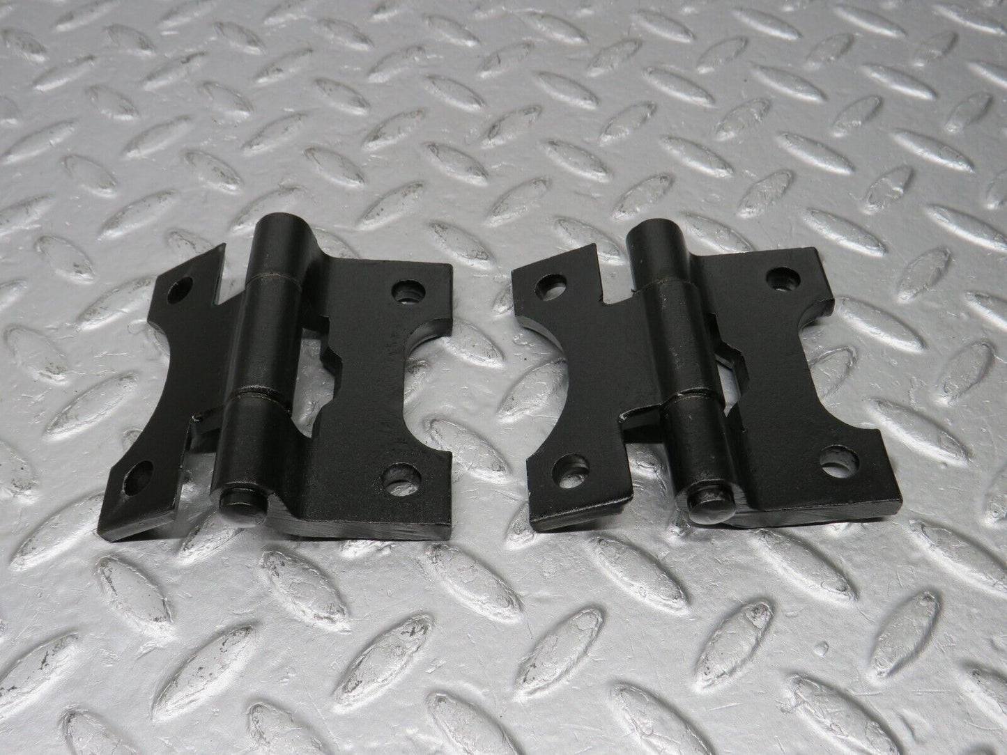 39235 Mercedes-Benz R107 500SL Door Hinge Left Side