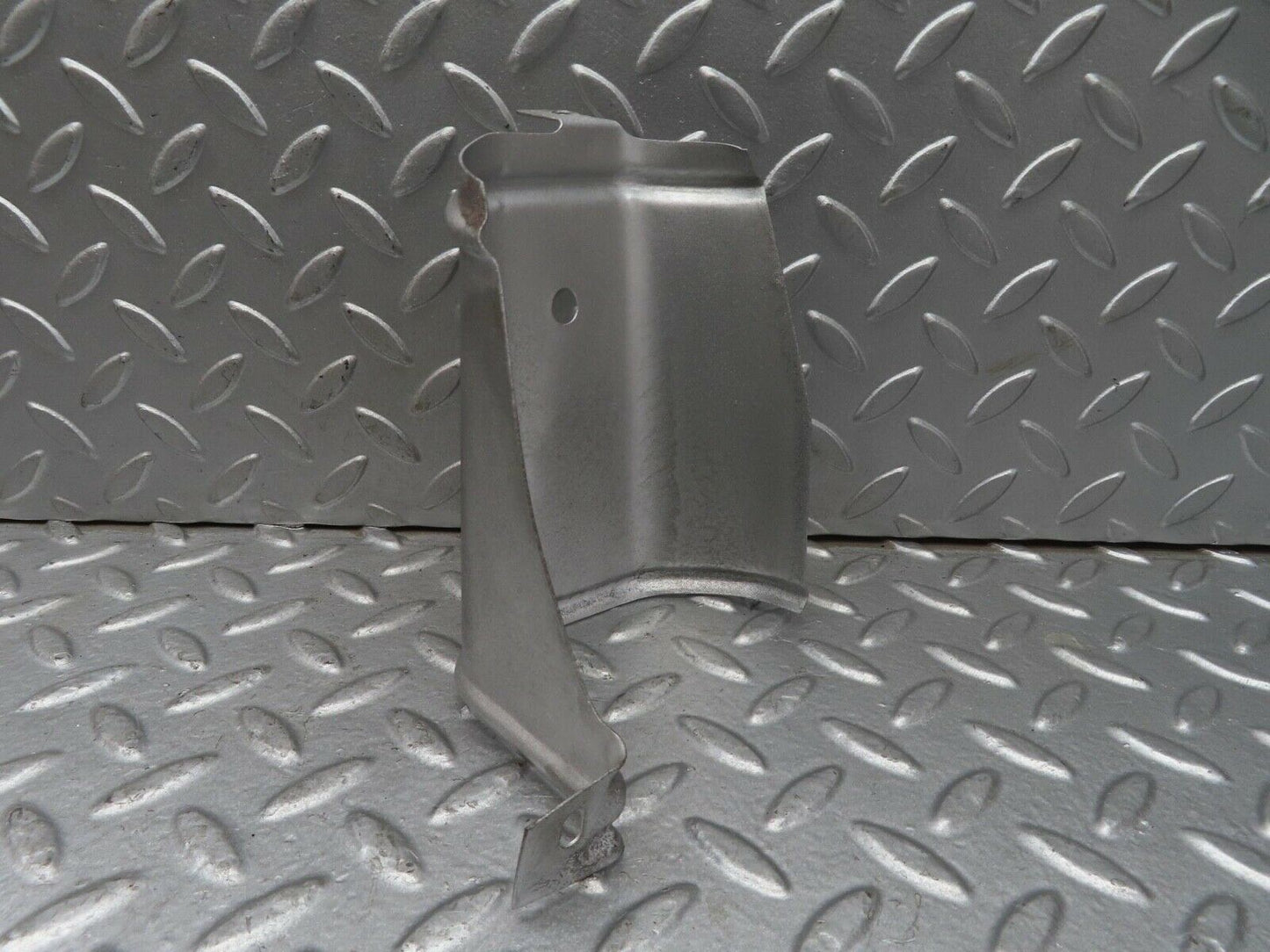 13530 Mercedes-Benz W123 200 Steering Column Heat Shield