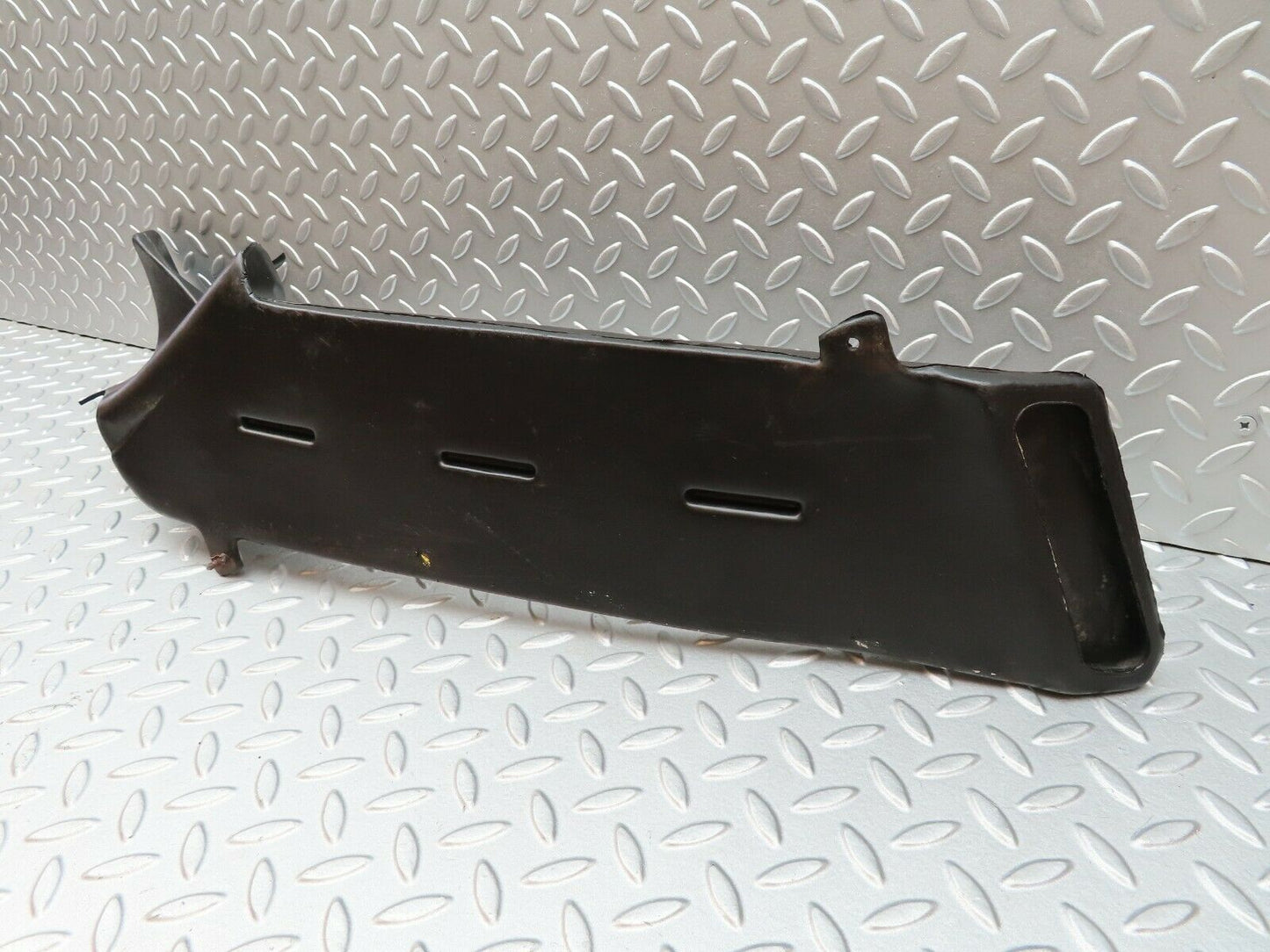 4606 Mercedes-Benz W114 280CE Coupe Air Duct Heater Ventilation R 1158310245