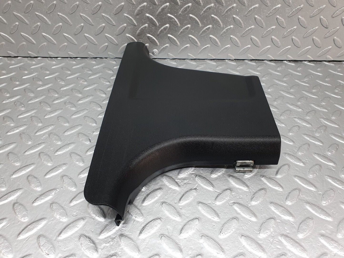 41735 Mercedes-Benz W202 C200 B Pillar Bottom Cover Right 2026902430