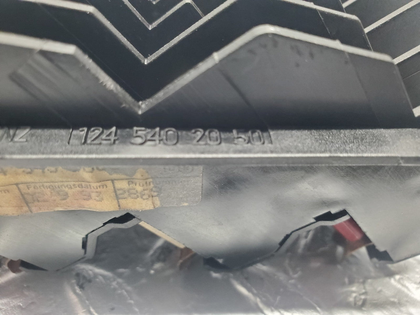 46883354